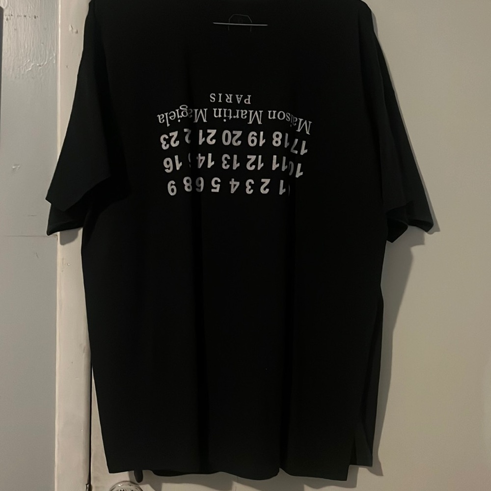 Brand not for resale ….. it’s black 2xl
